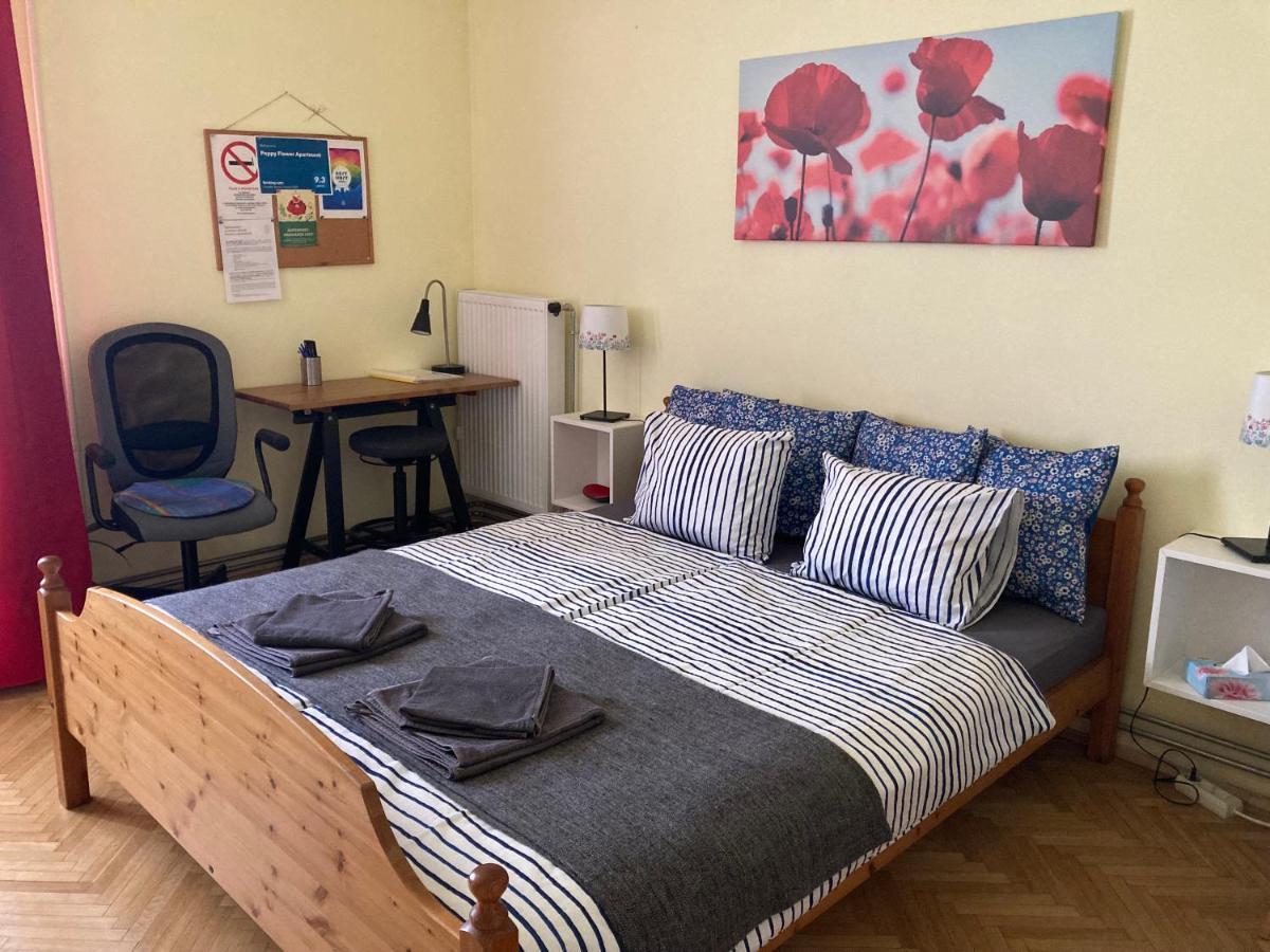 Poppy Flower Apartment Budapest Exterior foto